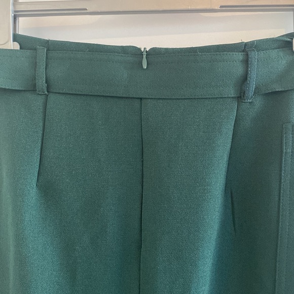 Oscar St size small dark green pencil skirt with mid split & belt detail - Picture 6 of 7